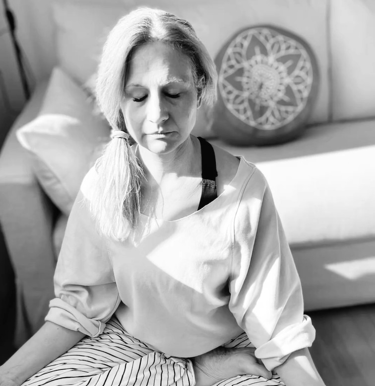 Edda Berger von lifestyle-austria: Yoga&Pranayama am Abend für ein gesundes Nervensystem und einen erholsamen Schlaf.